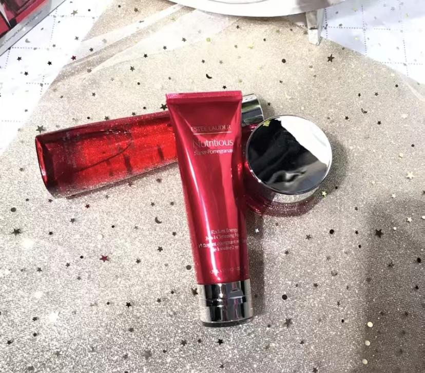 50岁妈妈紧致抗皱的护肤品推荐,中年妈妈抗皱紧致护肤品