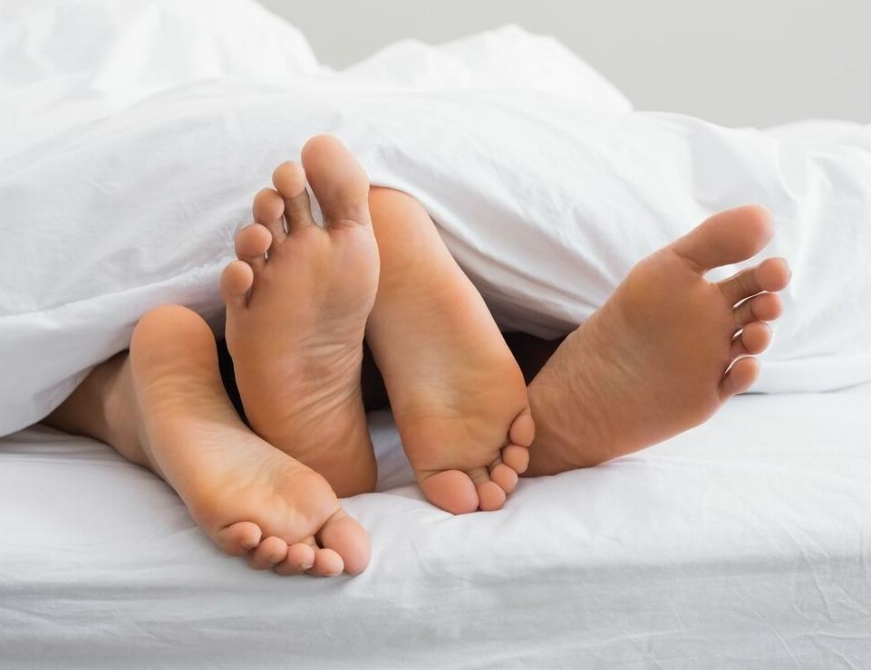 情侣间的“灌肠游戏”影响身体健康吗？听听医生怎么说