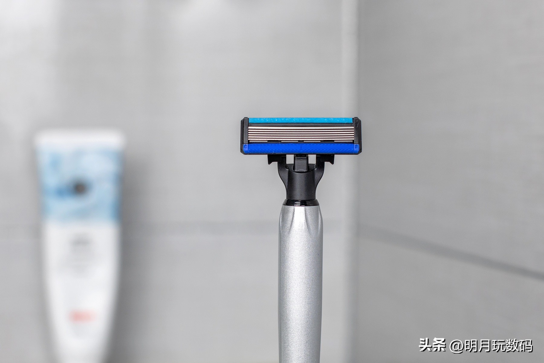 小飞碟剃须刀好用嘛,小飞碟剃须刀哪种好用