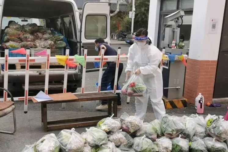 这个“团长”团了800多份，却没一份是自己的