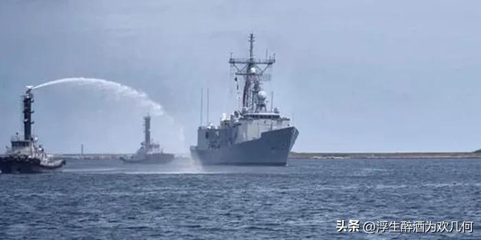 台湾当局,有钱买美国淘汰*器武***药弹**,却没钱给阿兵哥加餐肉和鸡蛋