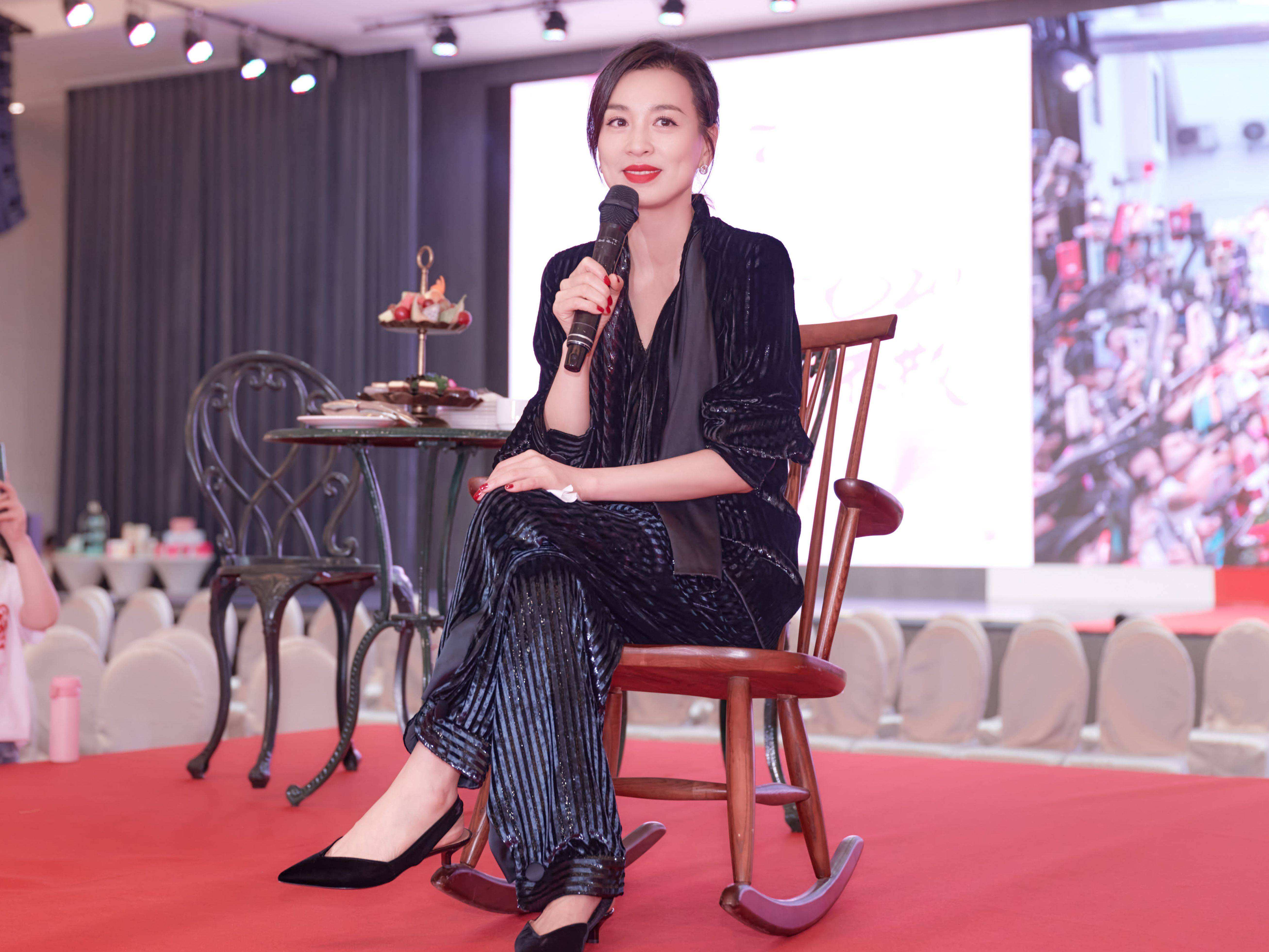 半个娱乐圈被收割，百亿微商帝国崩塌背后，明星效应还能走多久？