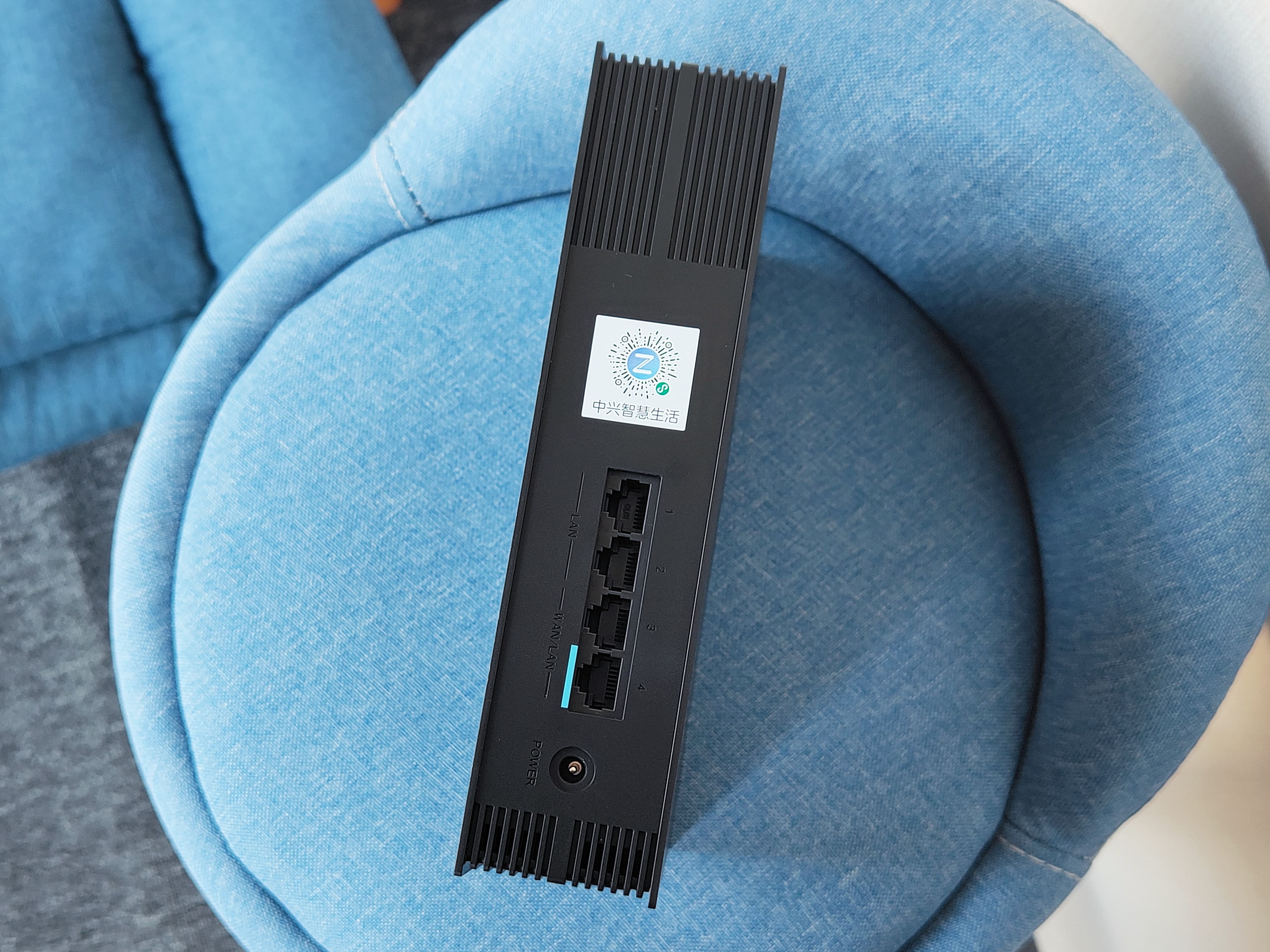 中兴路由器ax5400和小米ax6000,知电评测中兴路由器ax5400pro