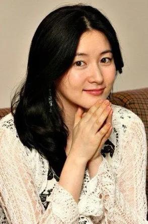 李英爱，15张精美的照片