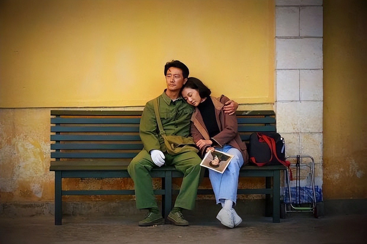 致敬缅怀伟大英勇的战斗英雄,致敬中国每一位英勇平凡的英雄