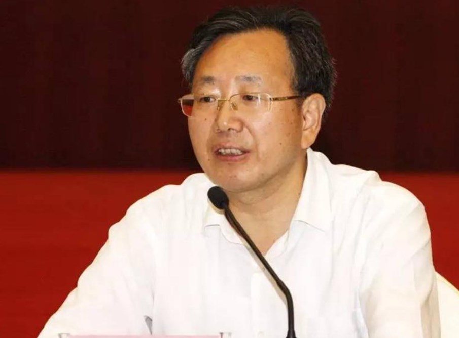 拒绝下属送钱，点点鼠标狂赚1.37亿，家产2.7亿的陈树隆有多狠？