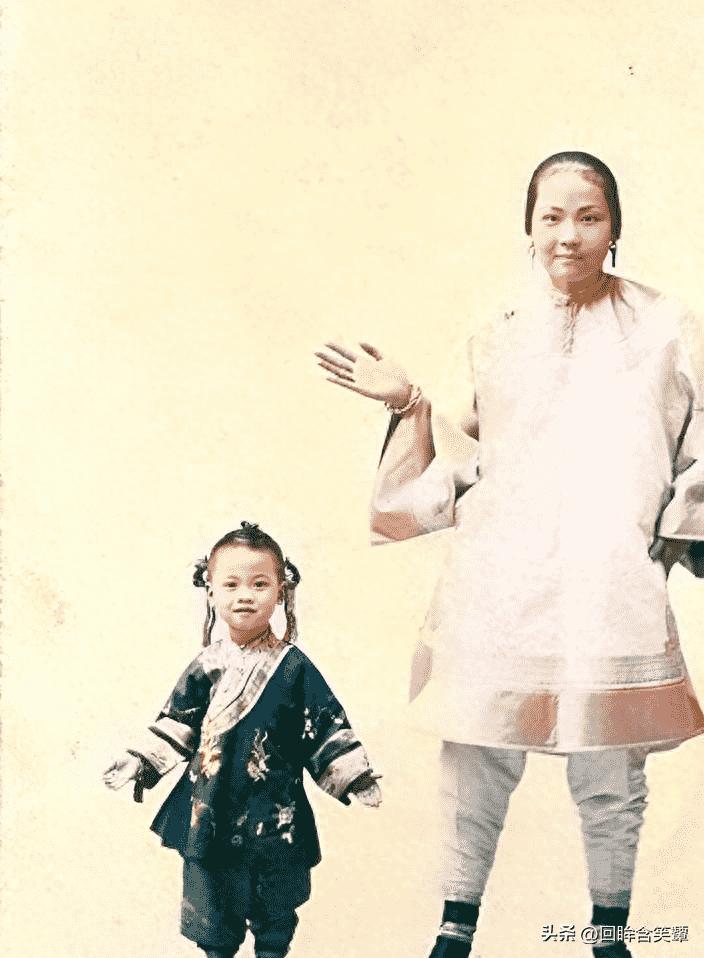 30张影像展现花楼女子媚态百出，丰乳肥臀之绝美风姿