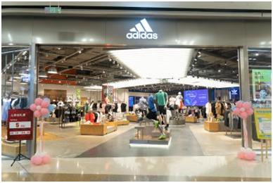 贵阳市民组团告别宜家,却意外发现这个宝藏商场