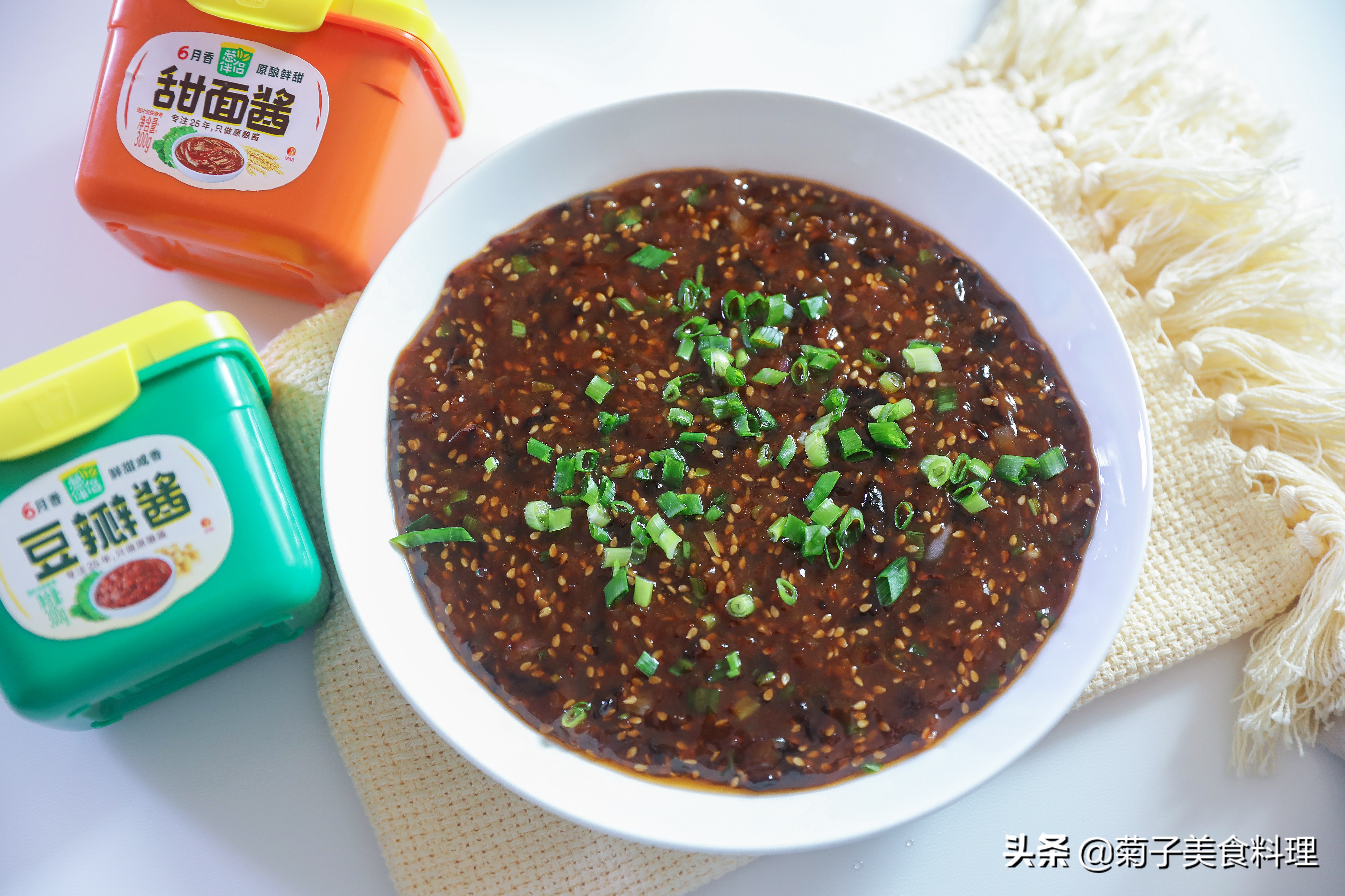 酱香手抓饼怎么做简单又好吃,手抓饼又解锁到新的吃法啦