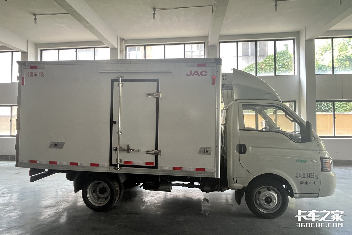 用小卡的钱干轻卡活容积近11方图解江淮1卡恺达冰博士