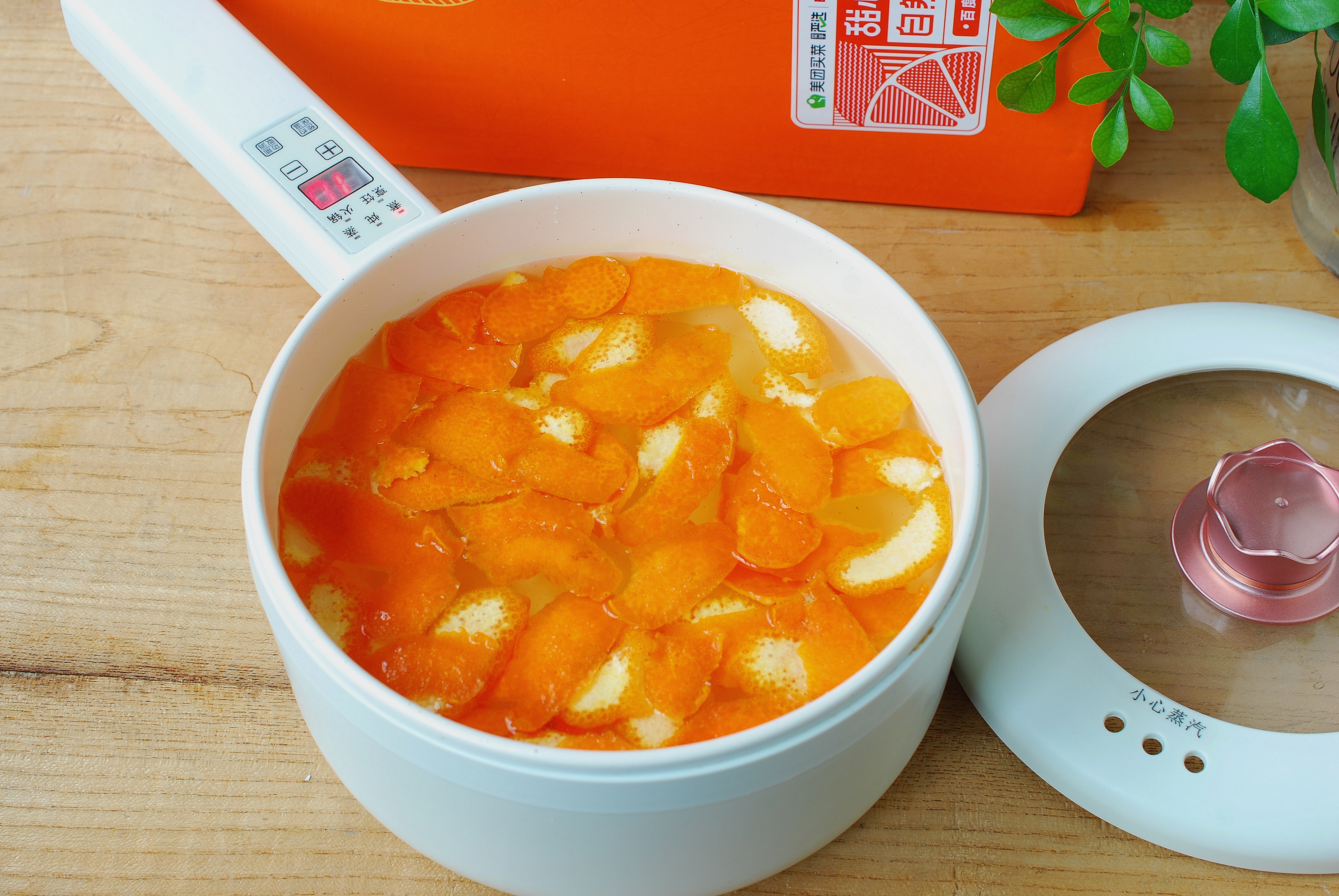 橙皮吃完了别扔,橙皮煮完之后做什么