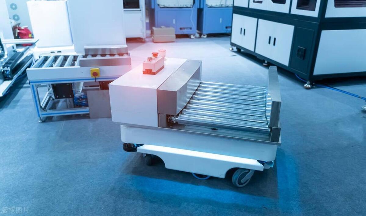 无人零售叠加AIGC概念厦门信达概念解析