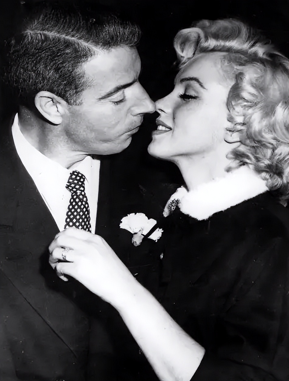 玛丽莲梦露遭遇了什么,玛丽莲梦露艳后