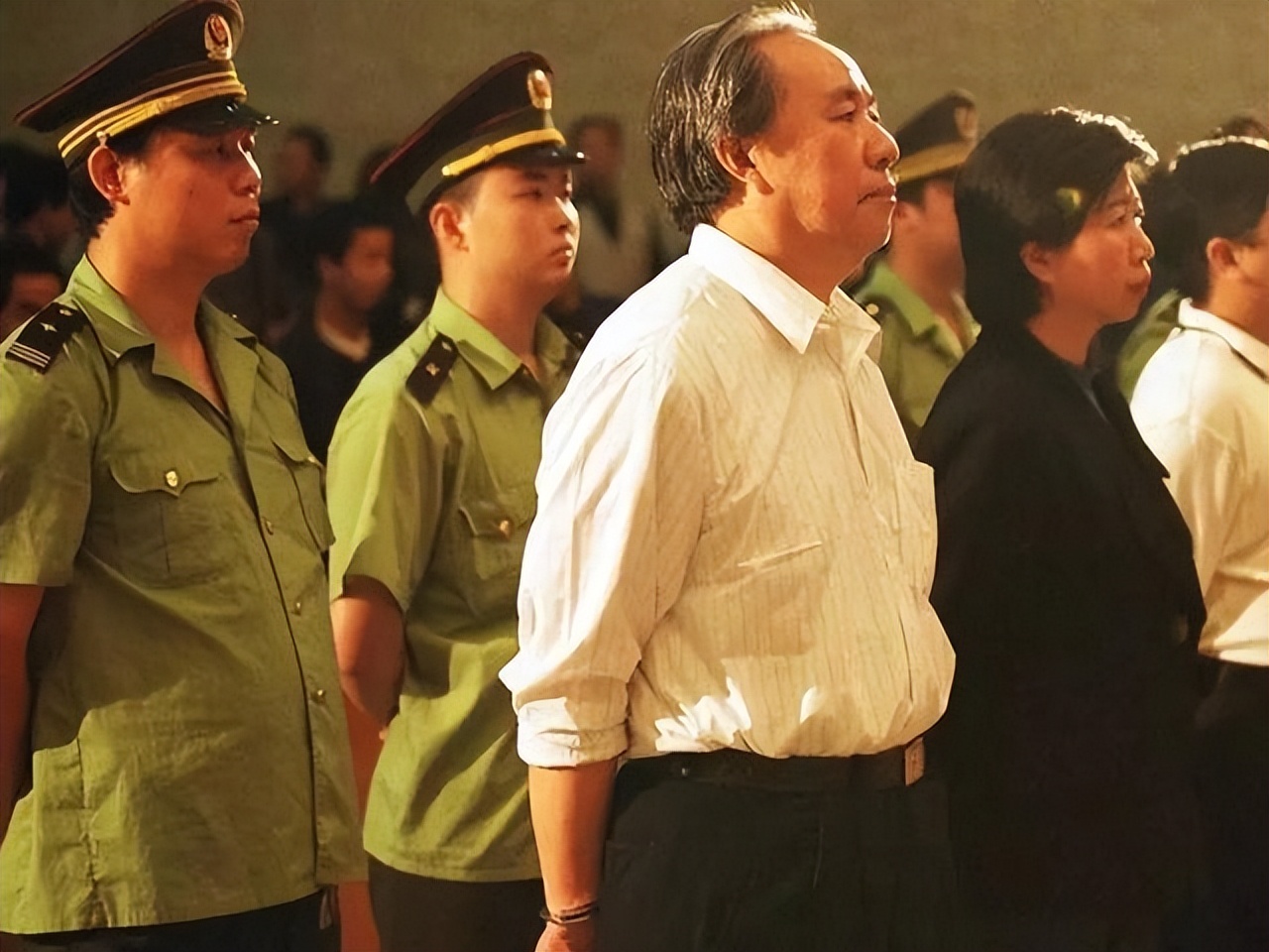 90年代首富牟其中,前首富牟其中出狱