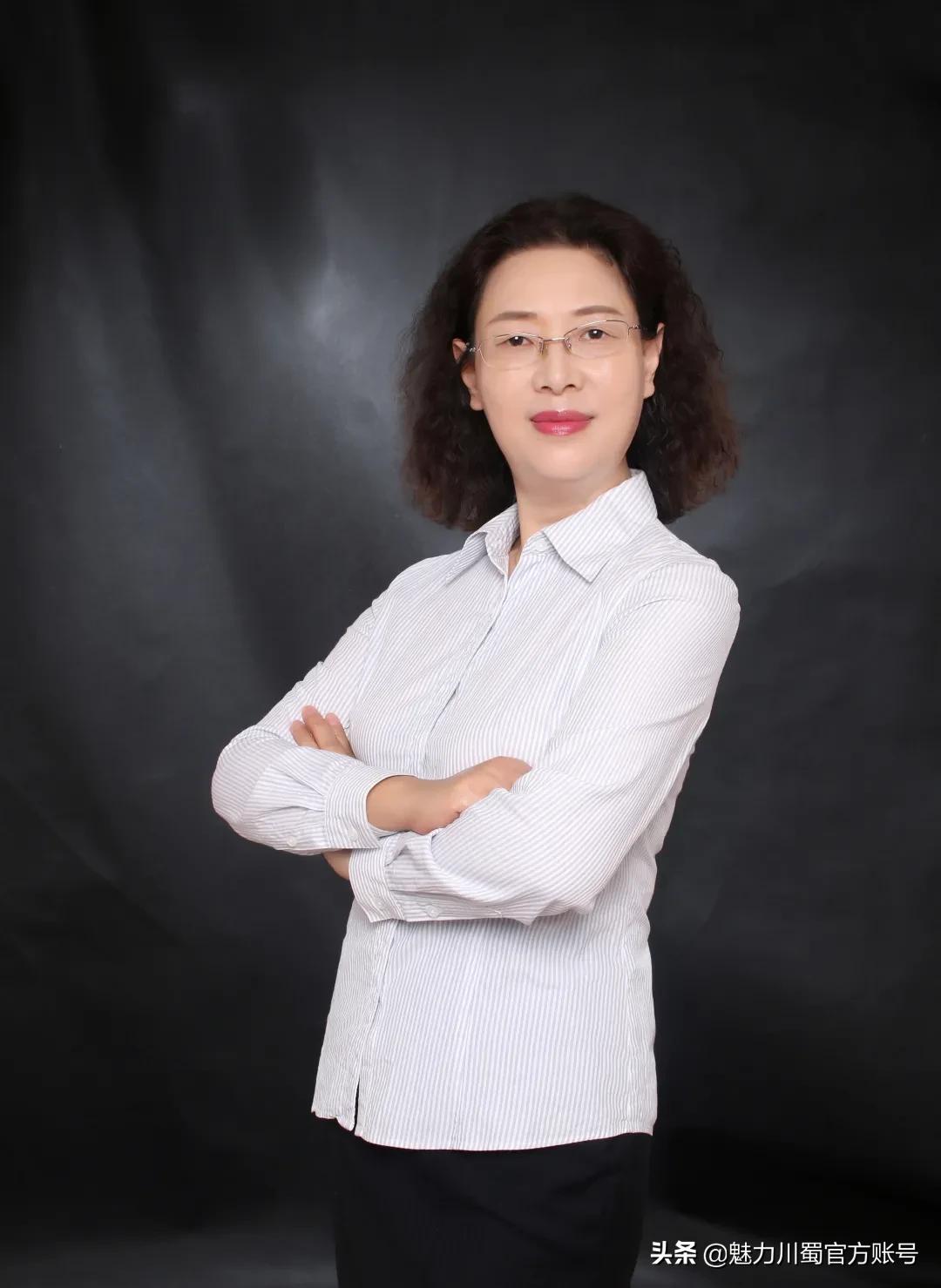 绵阳外国语学校李俊老师,绵阳外国语学校历史老师