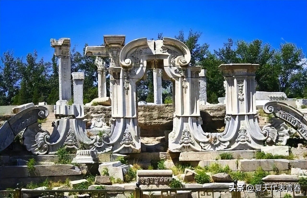 旅游跟团还是自由行哪个划算,旅游跟团好还是自由行好