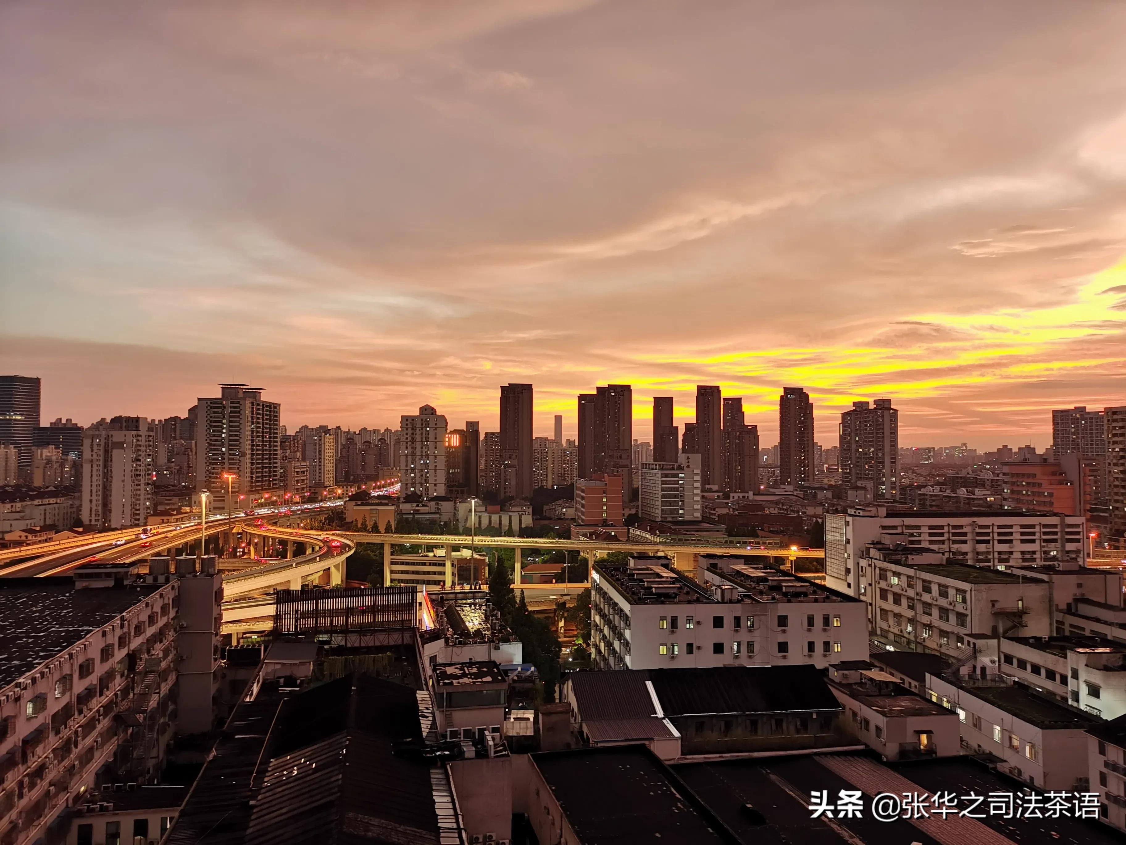 浅谈信用证及信用证诈骗犯罪特征──上海首例丁某某信用证诈骗案