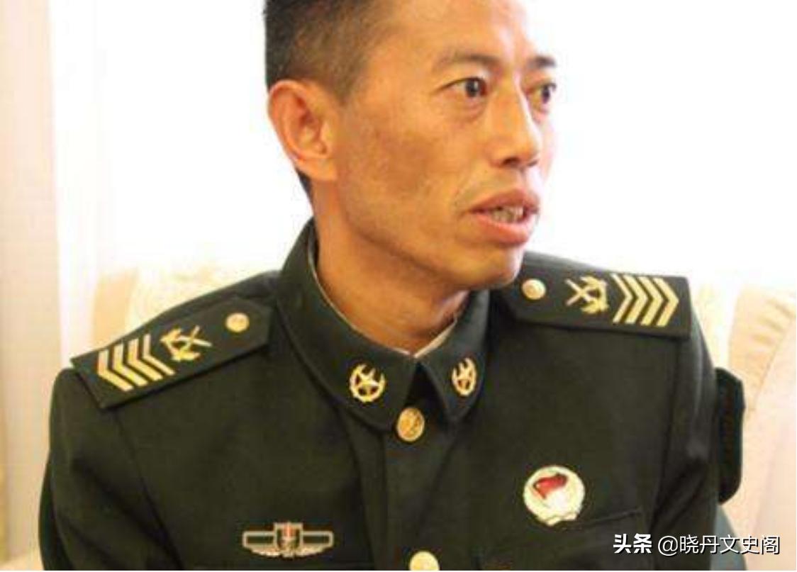 “兵王”王忠心:妻子“笑话”只长胡子不长职位,退役后过得如何