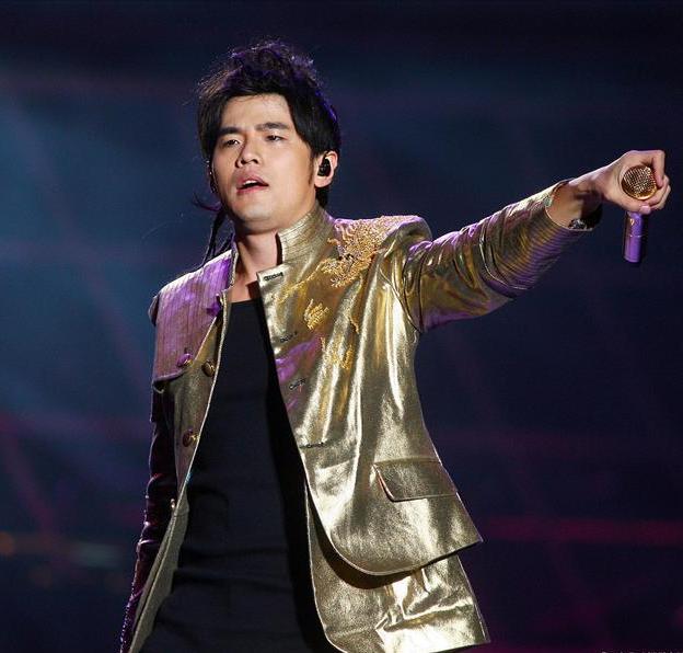 华语乐坛第一人周杰伦夜曲,华语乐坛第一人周杰伦