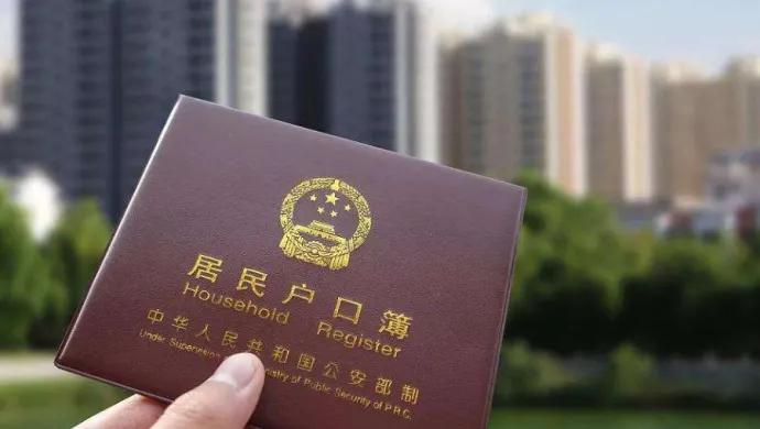 小高谈了个女朋友，却被哥哥“强行霸占”最后酿成了“三条人命”