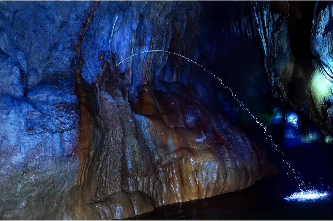 广西德天瀑布回广州沿途景区,德天跨国大瀑布风景区和古龙山