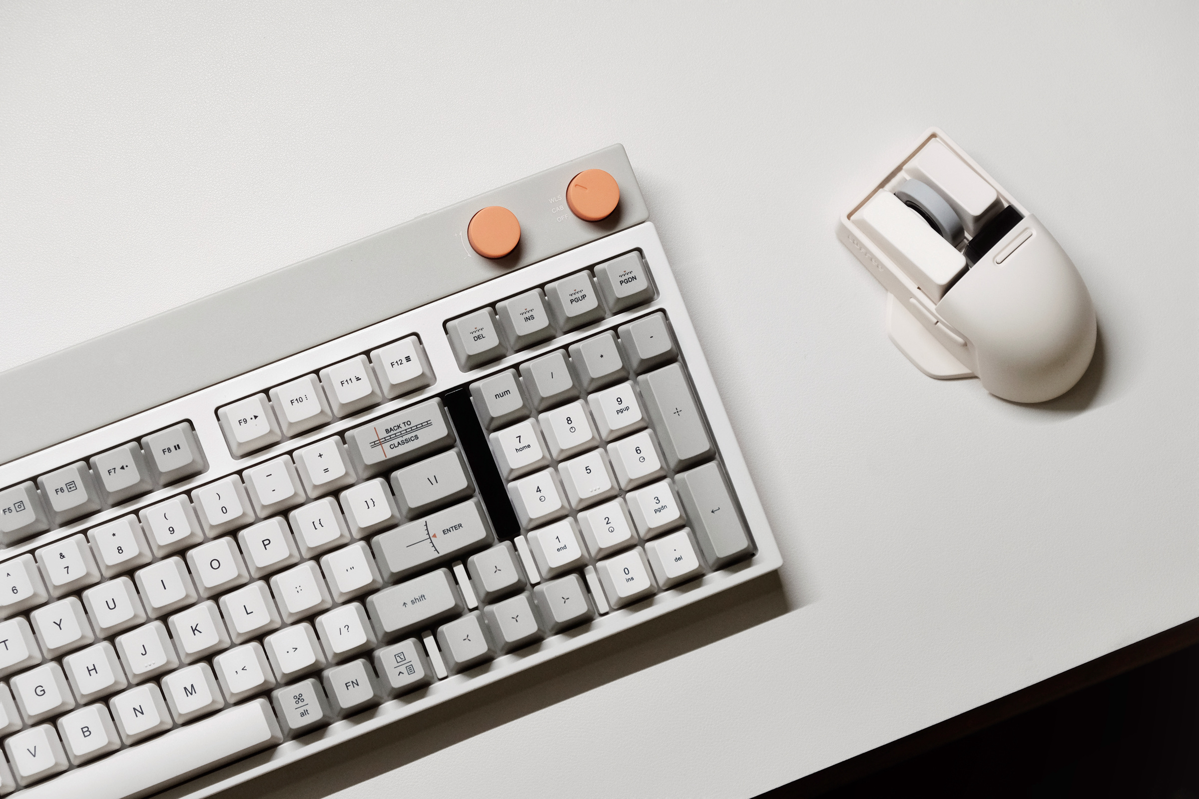 洛斐机械键盘开箱视频,洛斐键盘小方轴