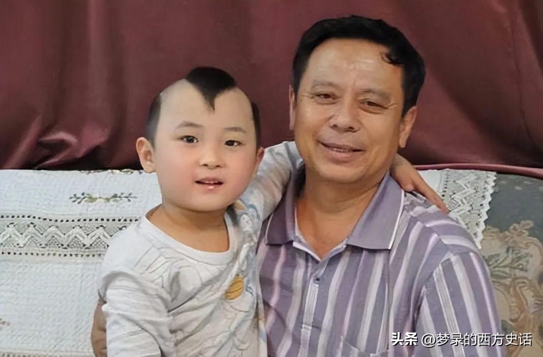 皮肤溃烂的童星,童星打促进生长激素后真实经历