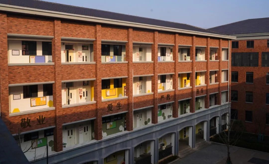 杭州德清求是高级中学怎么样,德清县求是高级中学是什么学校