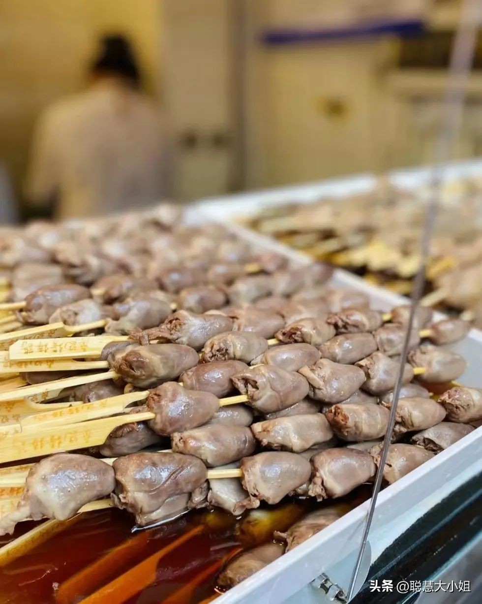 渝中区美食老字号推荐聚餐,重庆渝中区化龙桥华村烧烤老字号