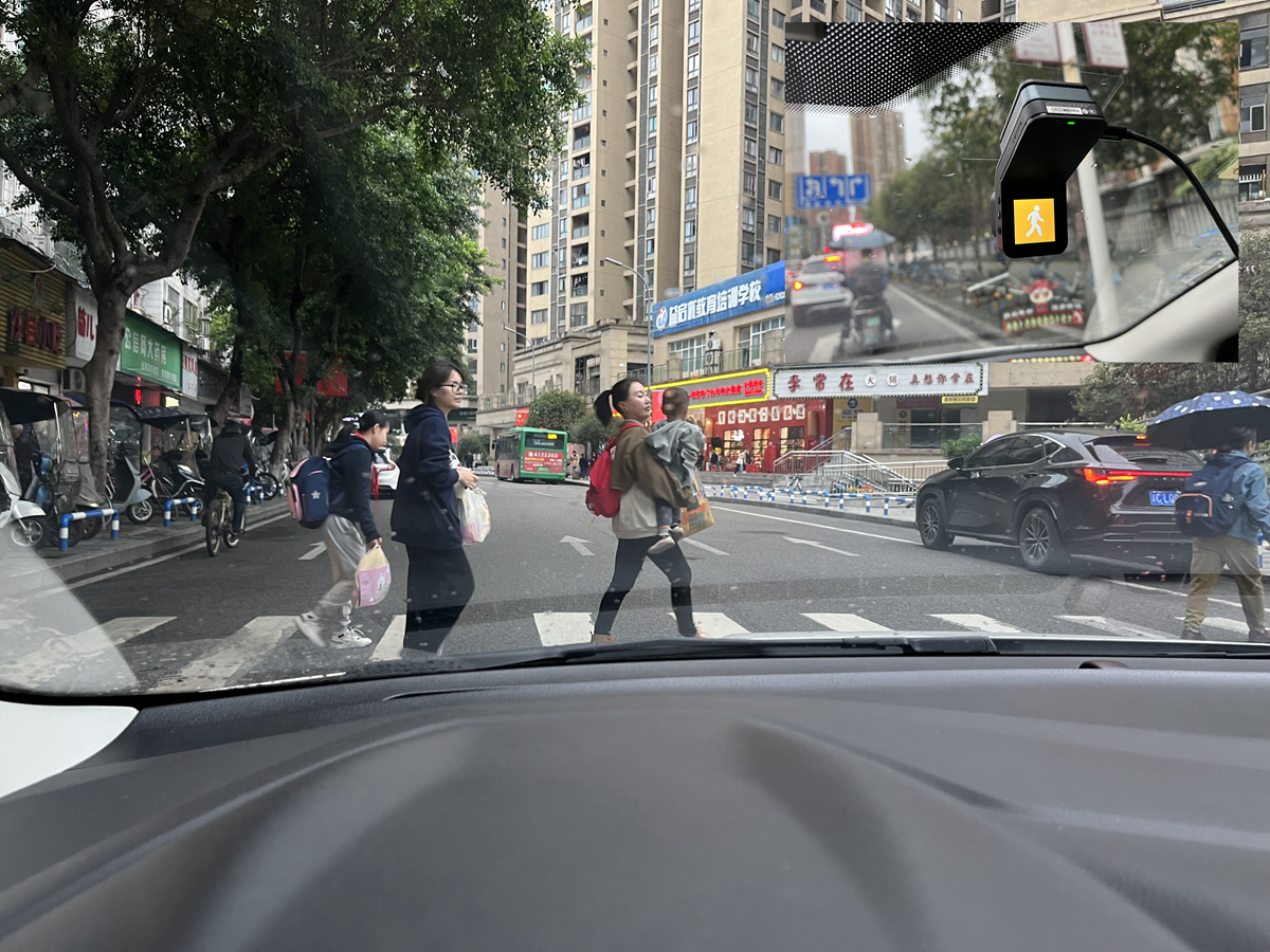 360g900行车记录仪功能有哪些,看得清驾驶更安全