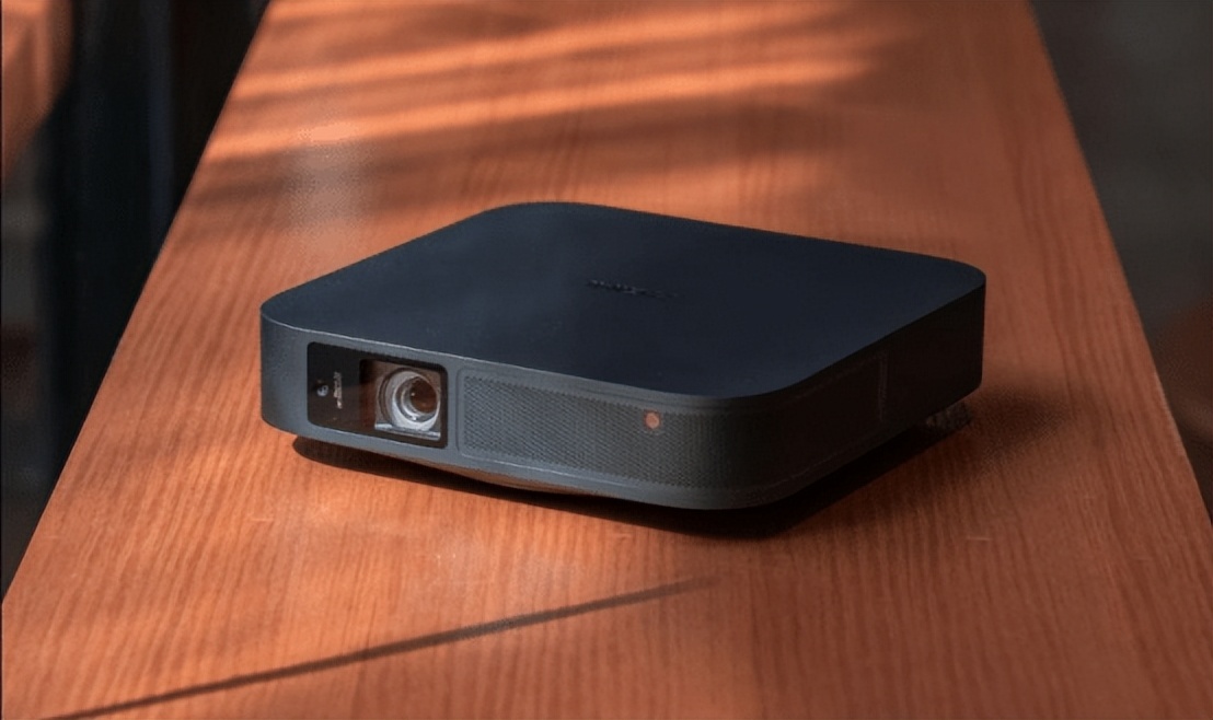 好用的投影仪品牌推荐,买投影仪要买什么样的投影仪最好