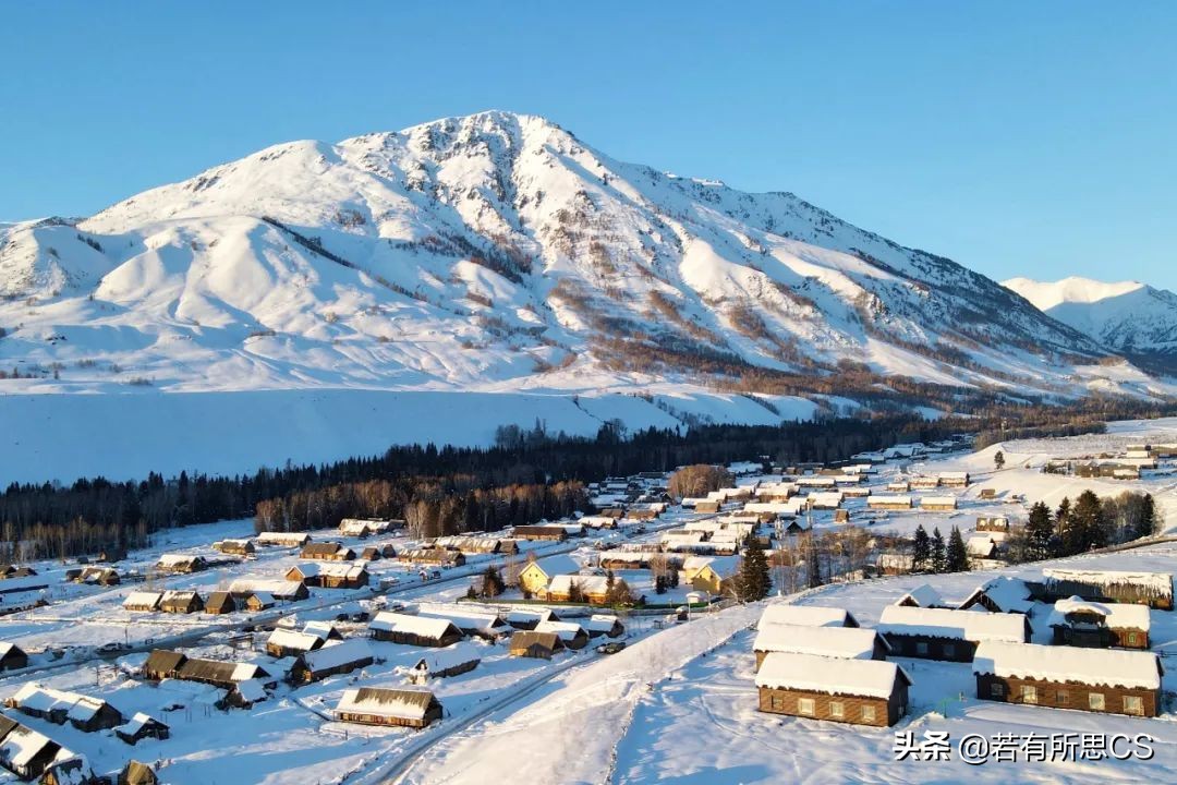 去新疆旅游的美女,去苏州旅游的女人