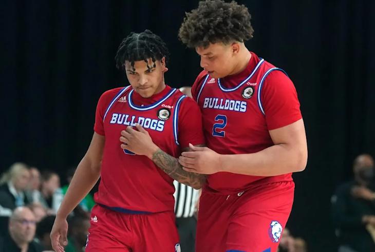 身高2米体重260斤,身高2米13体重266斤