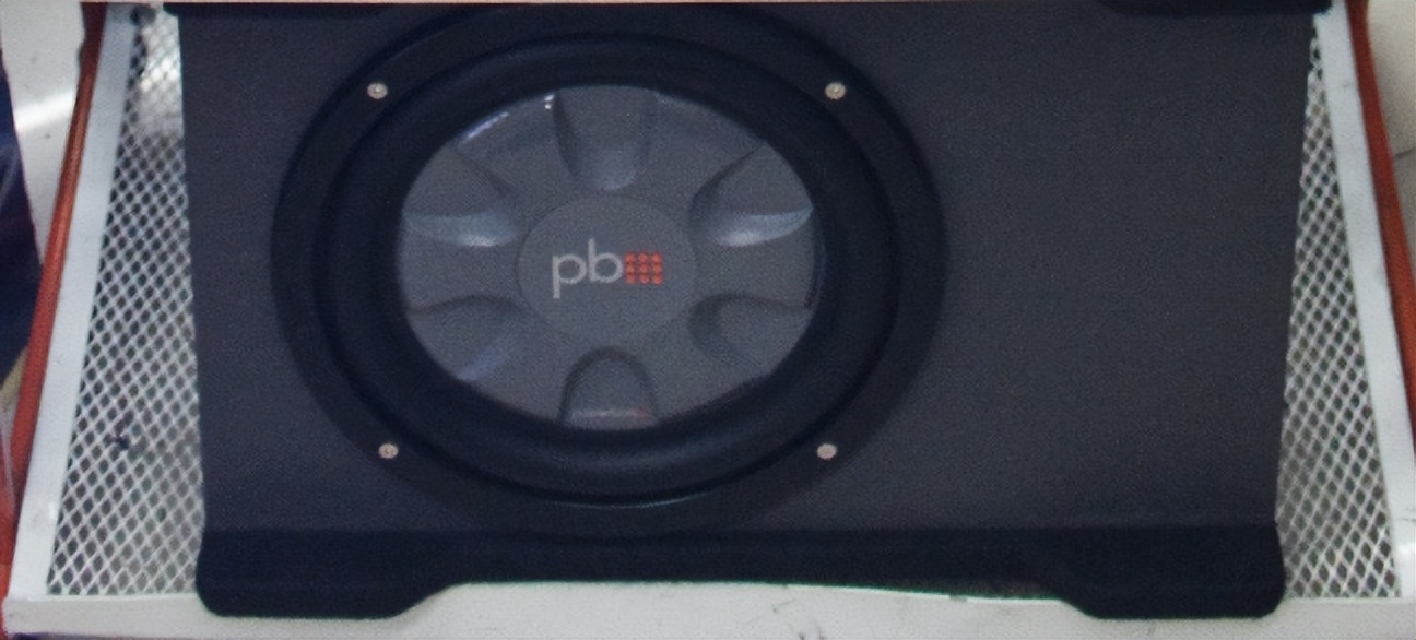 宝马x6标配什么音响,宝马x6音响效果dj