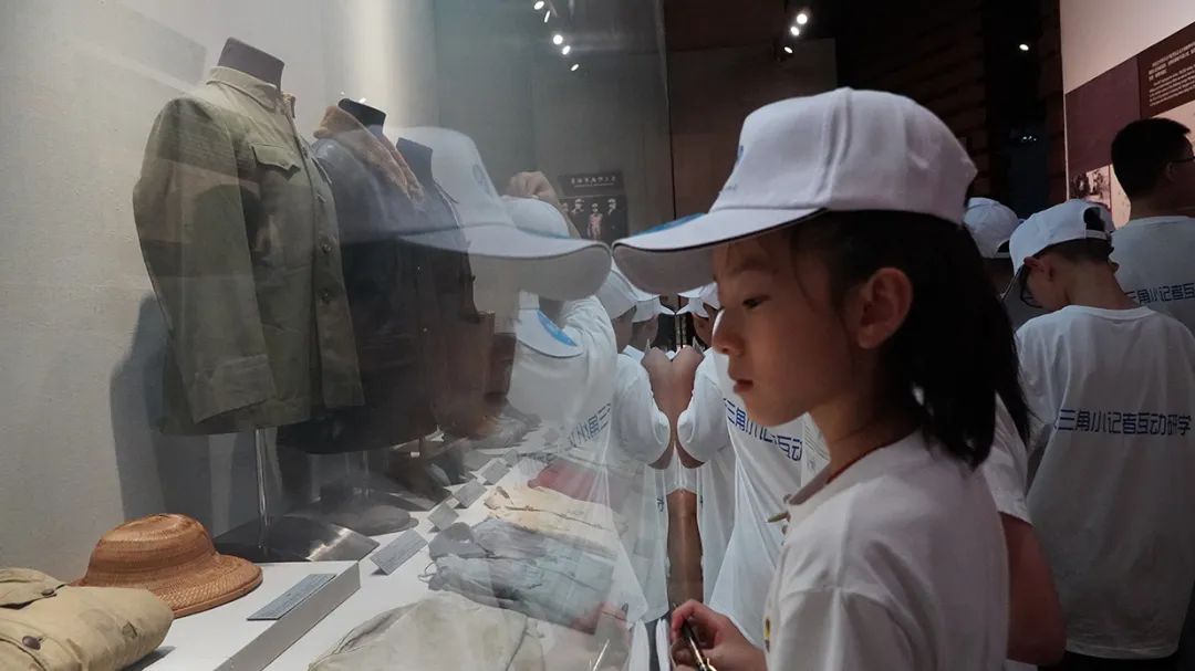 小记者游家乡,小记者户外采风