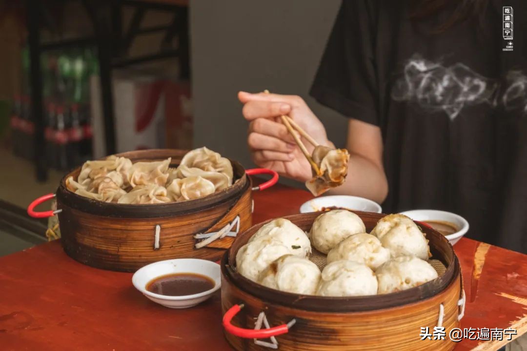 找到了！这家搬了又搬的小笼包，被问了4年