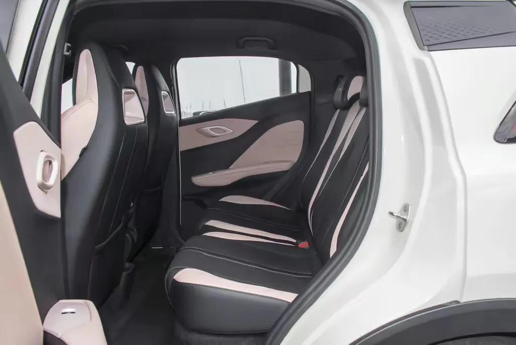 比亚迪海鸥和本田飞度选哪个,本田飞度和比亚迪海鸥哪个好