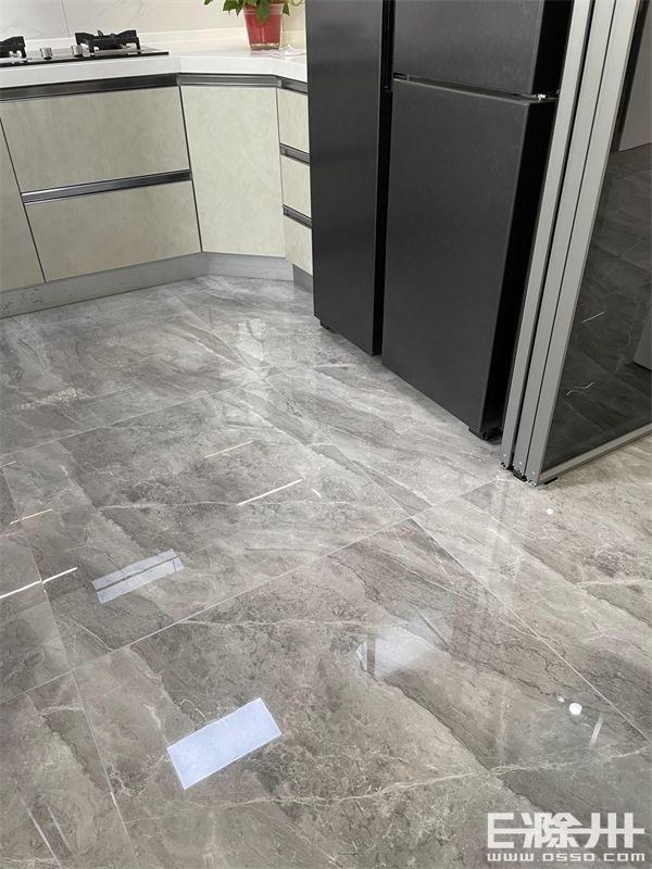 驱车一小时看了一个二十米的古镇,驱车半个小时才到达目的地