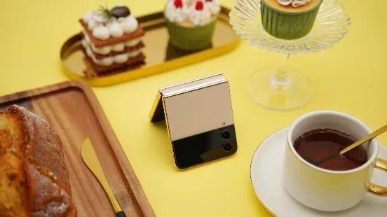 三星galaxyzflip4创意,沉浸式体验三星galaxyzflip4