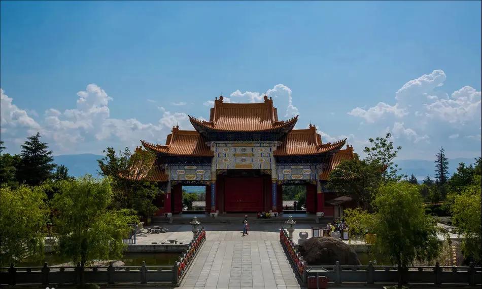 千年崇圣寺三塔,崇圣寺三塔