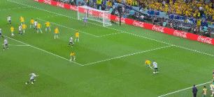 2支8强球队诞生！无冕之王第7次晋级，梅西破魔咒+打进淘汰赛首球