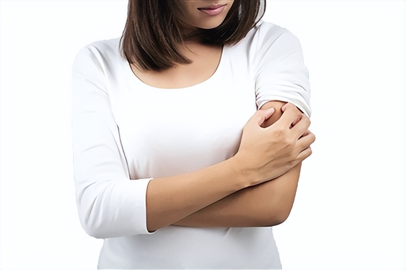 有什么可以治痒痒的方法,皮肤痒当心特应性皮炎