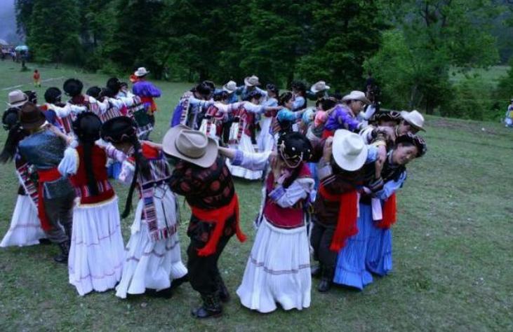 和云南一起过新年之普米族|新年举办“成丁礼”