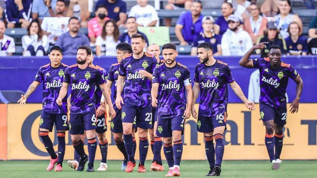 周六英超前瞻热刺vs埃弗顿,周六足球比赛结果怎么样