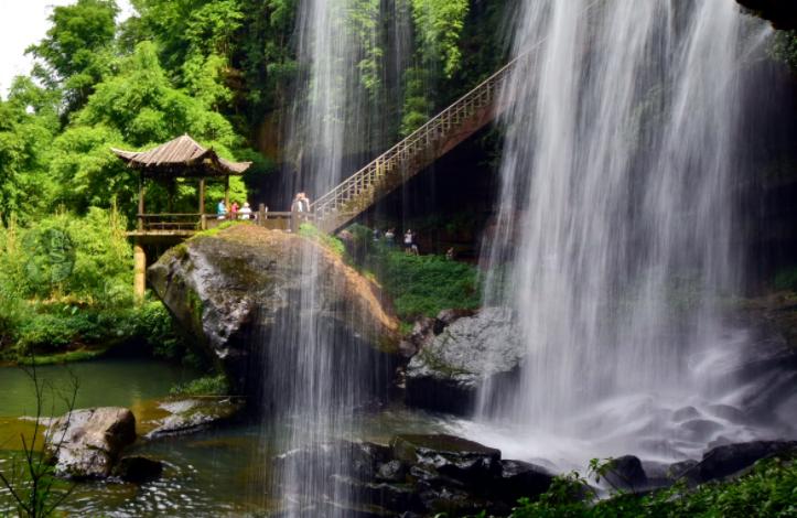 四川雅安周公山避暑旅游景点,四川避暑康养最佳地是哪里
