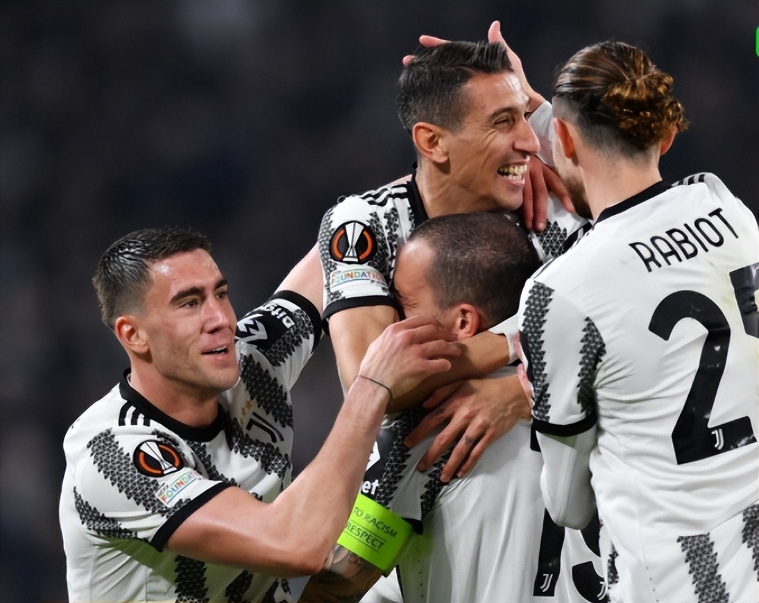 曼联十大精彩瞬间,尤文图斯vs曼联c罗凌空斩