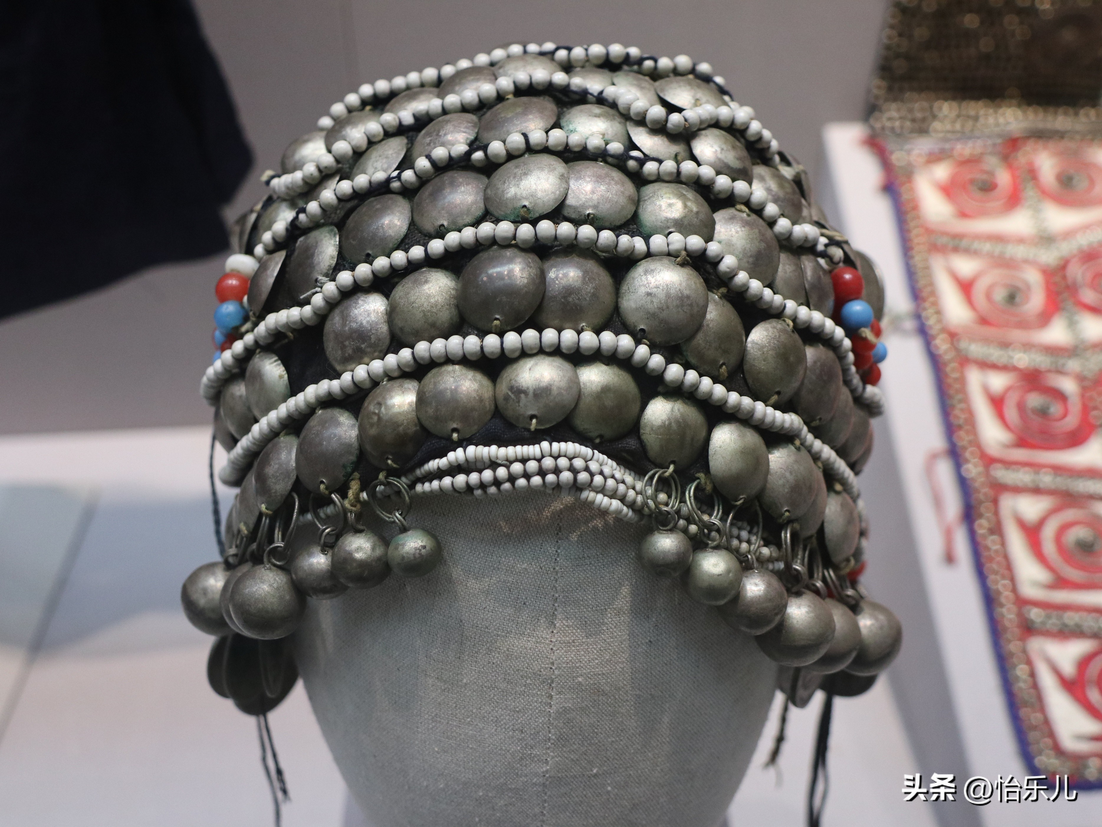 云南最著名的银饰,云南银饰元素