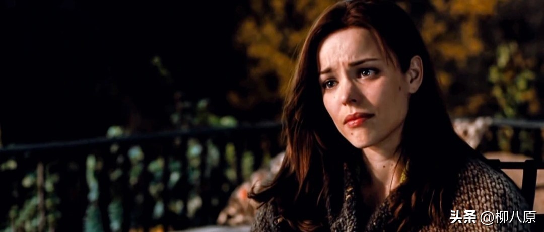 独特的空间连接方式,加上非线性时间线,创造出真实的角色情感