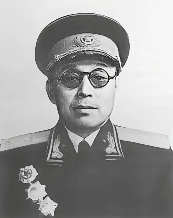 钱钧将军劈石头,抗日名将钱钧