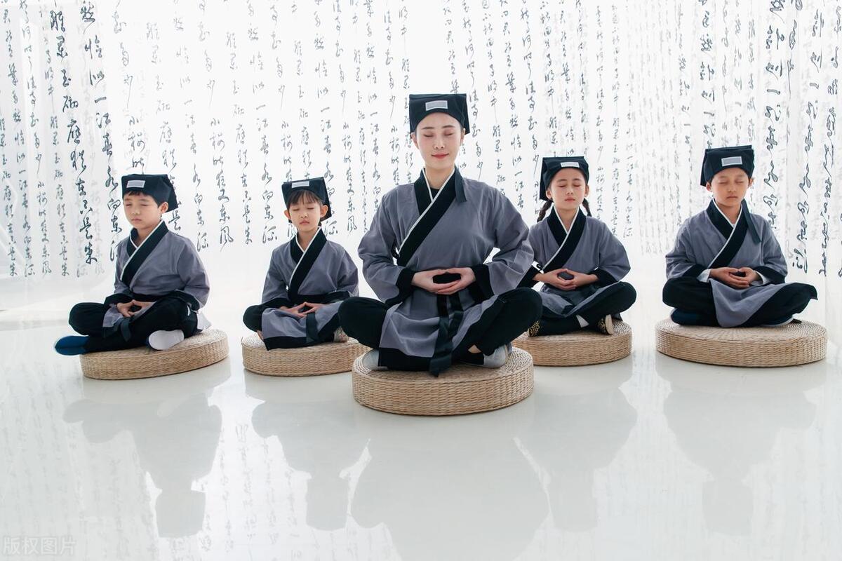 打坐的好处和方法视频,打坐有什么好处和坏处